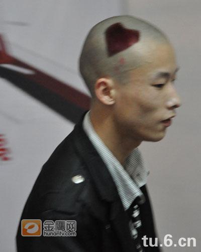 监狱犯？